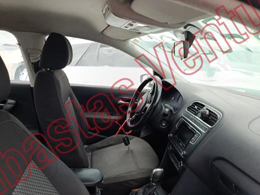 VOLKSWAGEN VENTO 2017, foto 12 de 19