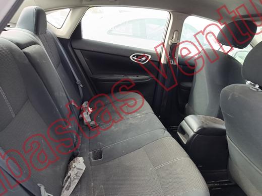 NISSAN SENTRA 2017, foto 12 de 19