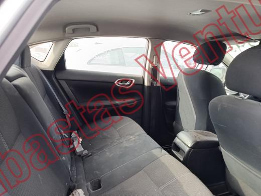 NISSAN SENTRA 2017, foto 13 de 19