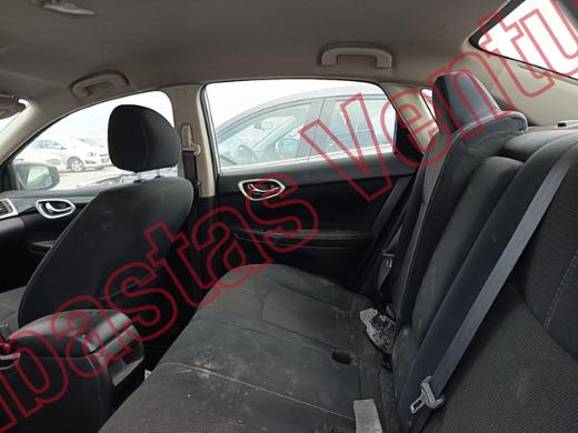 NISSAN SENTRA 2017, foto 16 de 19