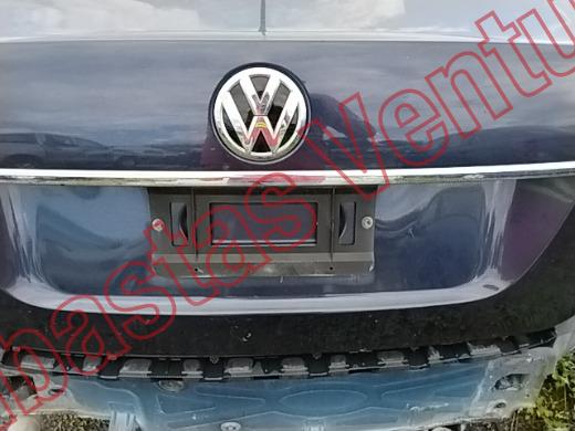 VOLKSWAGEN VENTO 2016, foto 19 de 19