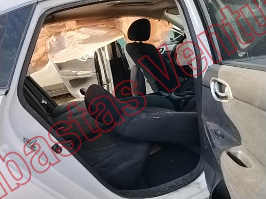 NISSAN SENTRA 2015, foto 13 de 19
