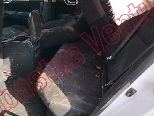 NISSAN SENTRA 2015, foto 16 de 19