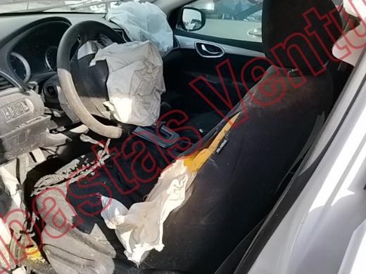 NISSAN SENTRA 2015, foto 17 de 19