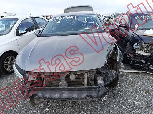 VOLKSWAGEN JETTA 2019, foto 2 de 19