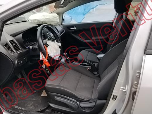 KIA FORTE   2016, foto 17 de 19