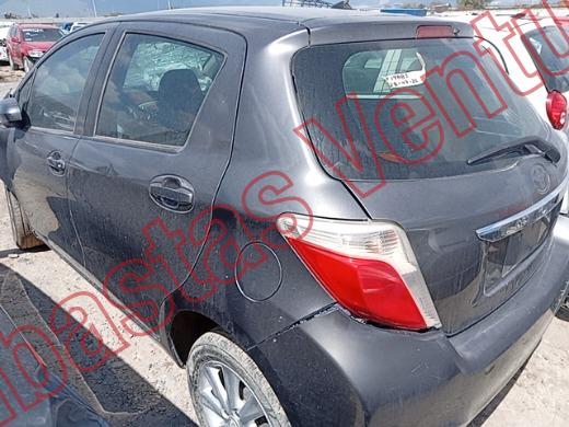 TOYOTA YARIS 2012, foto 7 de 19