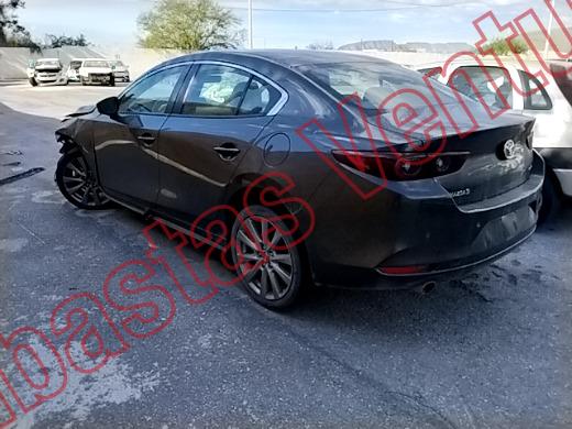 MAZDA MAZDA 3 2022, foto 8 de 19
