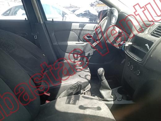 RENAULT LOGAN  2017, foto 12 de 19