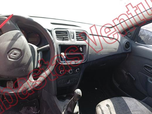 RENAULT LOGAN  2017, foto 14 de 19