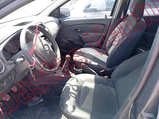 RENAULT LOGAN  2017, foto 17 de 19