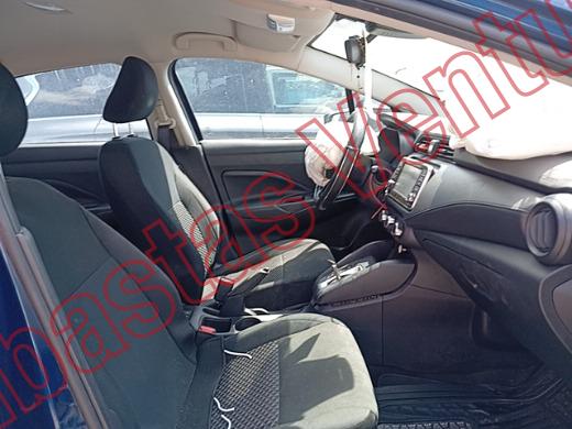 NISSAN VERSA 2024, foto 12 de 19
