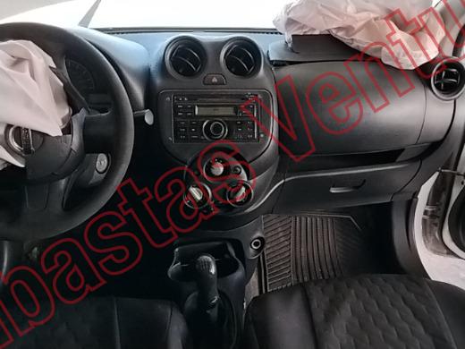 NISSAN MARCH 2015, foto 14 de 19