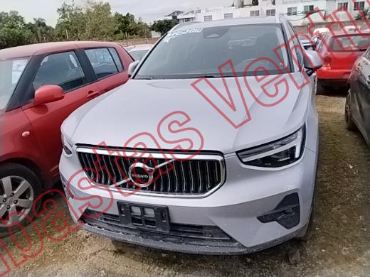 VOLVO XC 40 2024, foto 2 de 19