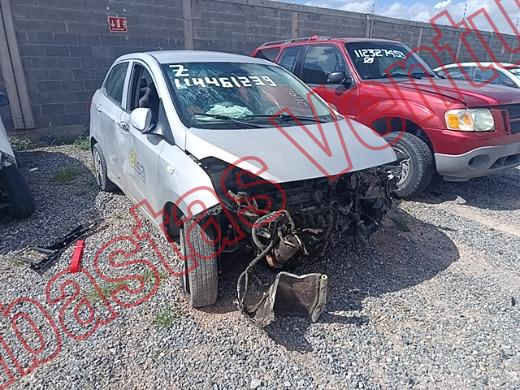 HYUNDAI GRAND I10 2017, foto 3 de 19