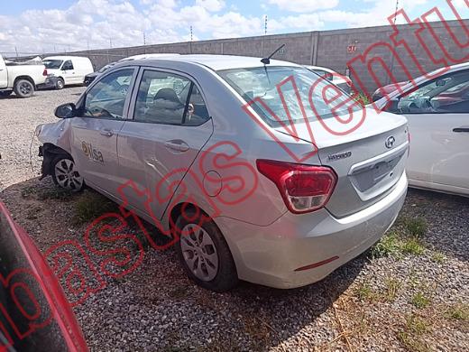 HYUNDAI GRAND I10 2017, foto 8 de 19