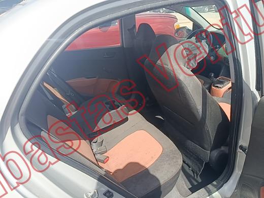 HYUNDAI GRAND I10 2017, foto 13 de 19