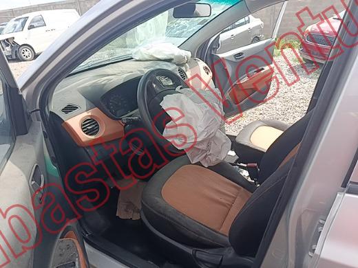 HYUNDAI GRAND I10 2017, foto 17 de 19