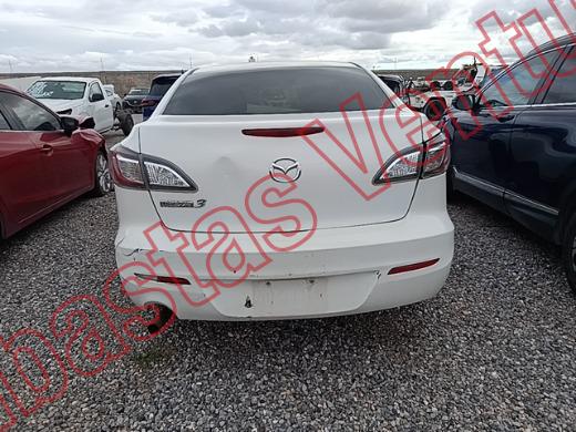 MAZDA MAZDA 3 2013, foto 6 de 19