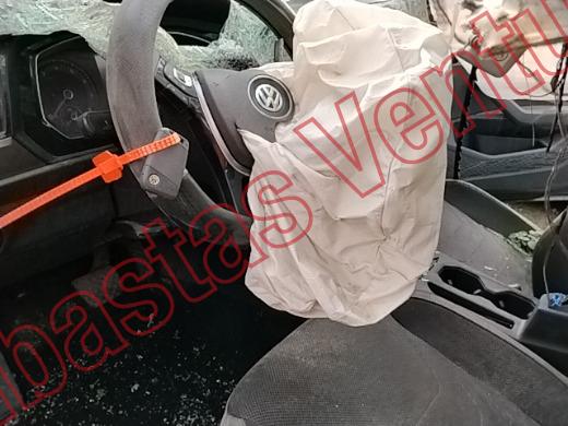 VOLKSWAGEN JETTA 2019, foto 14 de 19