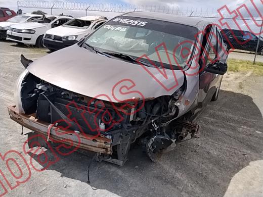 NISSAN VERSA 2014, foto 1 de 19