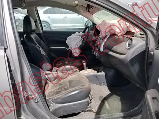 NISSAN VERSA 2014, foto 12 de 19