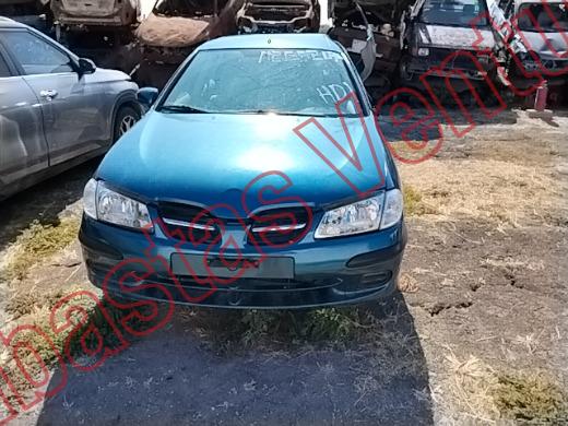 NISSAN ALMERA 2002, foto 2 de 19