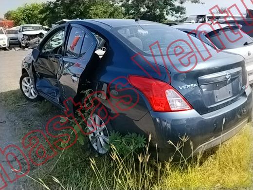 NISSAN VERSA 2015, foto 7 de 19
