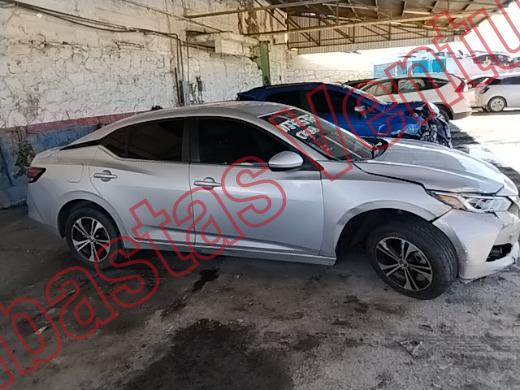 NISSAN SENTRA 2021, foto 4 de 19