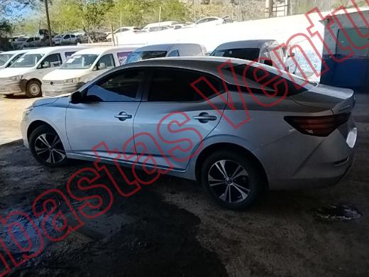 NISSAN SENTRA 2021, foto 8 de 19