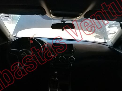 NISSAN SENTRA 2021, foto 14 de 19