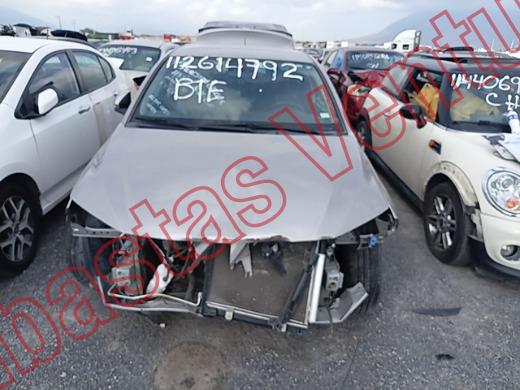 TOYOTA YARIS 2025, foto 2 de 19