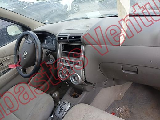 TOYOTA AVANZA 2011, foto 14 de 19