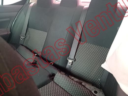NISSAN VERSA 2024, foto 16 de 19