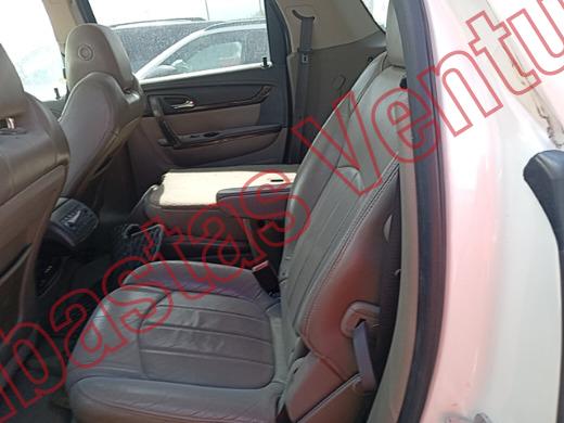 GMC ACADIA 2013, foto 16 de 19