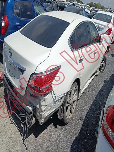 NISSAN ALTIMA 2015, foto 5 de 19