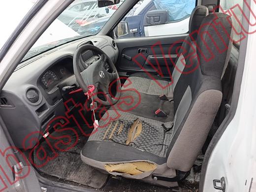 NISSAN NP 300 2014, foto 17 de 19