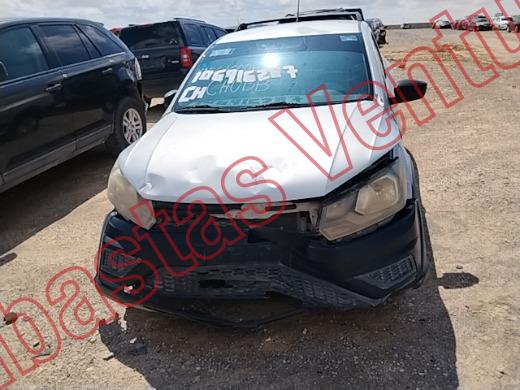 VOLKSWAGEN SAVEIRO 2019, foto 2 de 19