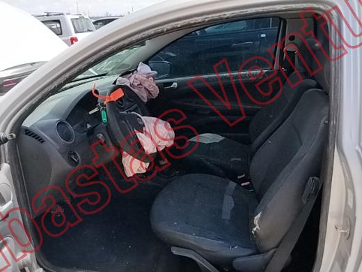 VOLKSWAGEN SAVEIRO 2019, foto 16 de 19