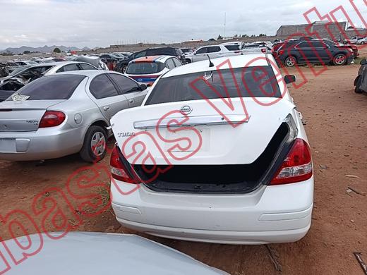 NISSAN TIIDA 2011, foto 6 de 19