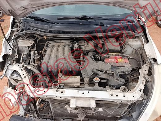 NISSAN TIIDA 2011, foto 10 de 19