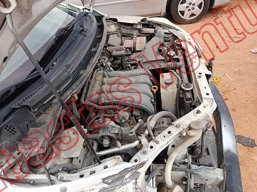 NISSAN TIIDA 2011, foto 11 de 19