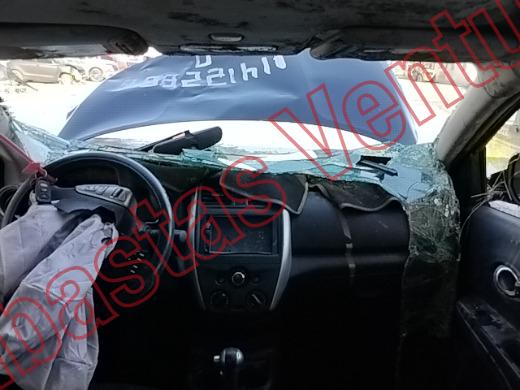 NISSAN VERSA 2015, foto 14 de 19