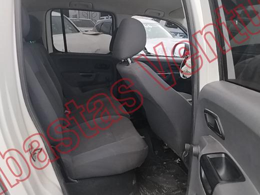 VOLKSWAGEN AMAROK 2017, foto 13 de 19