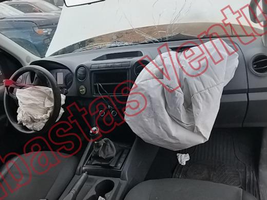 VOLKSWAGEN AMAROK 2017, foto 14 de 19