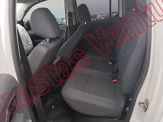 VOLKSWAGEN AMAROK 2017, foto 16 de 19