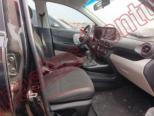HYUNDAI GRAND I10 2022, foto 12 de 19