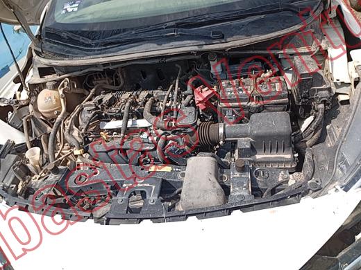 NISSAN VERSA 2024, foto 10 de 19