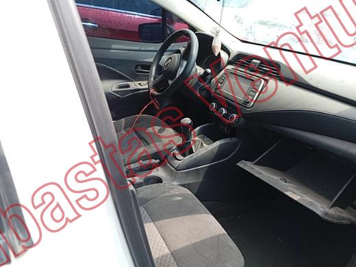 NISSAN VERSA 2024, foto 12 de 19