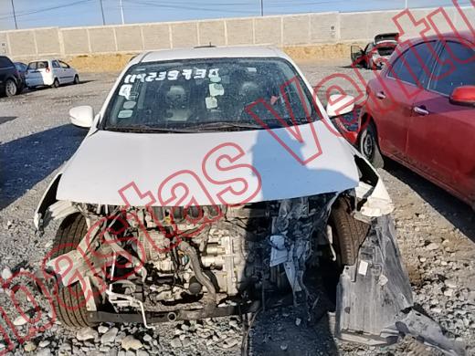 NISSAN VERSA 2018, foto 2 de 19